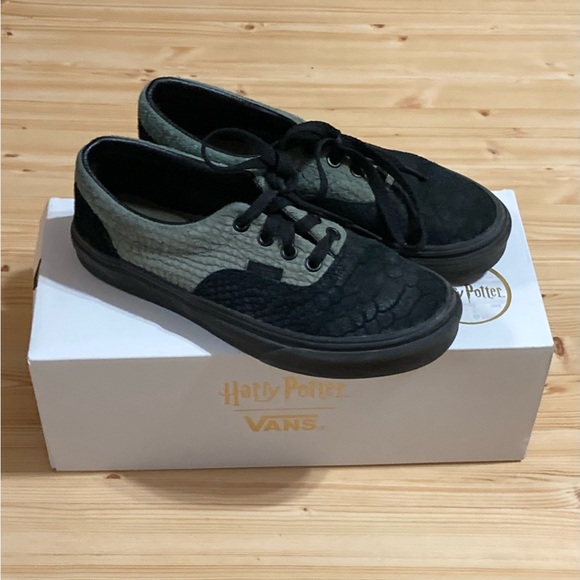 Vans x Harry Potter Slytherin Snake Print Sneakers Women’s 6 Men’s 4.5 - Picture 1 of 8